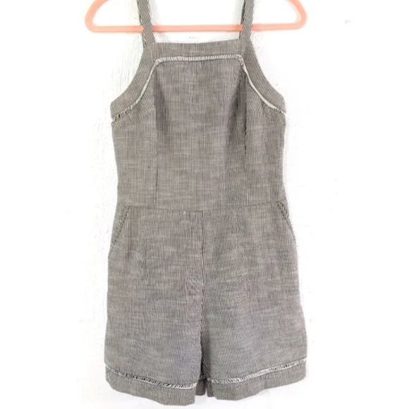 Trina Turk Açaí Romper size 6 - Picture 2 of 16